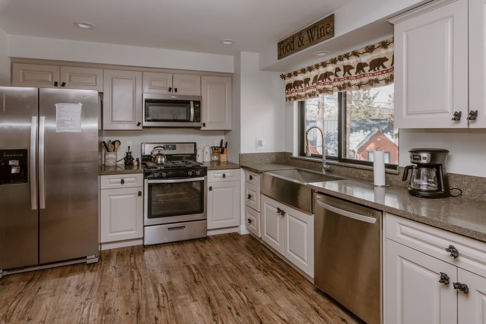 Full kitchen with modern appliances